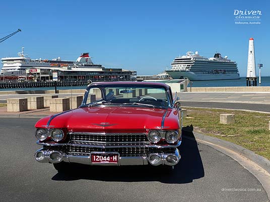 1959 Cadillac Coupe de Ville, Port Melbourne VIC, March 2020 Cadillac Coupe de Ville (1959 version), front angled, Port Melbourne Pier. Photo taken Mar 2020